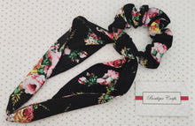 Load image into Gallery viewer, Scrunchie scarf