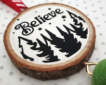 Load image into Gallery viewer, Christmas Wood Slice Ornaments