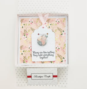 Mother's Day Greeting Card and Necklace Gift Set.